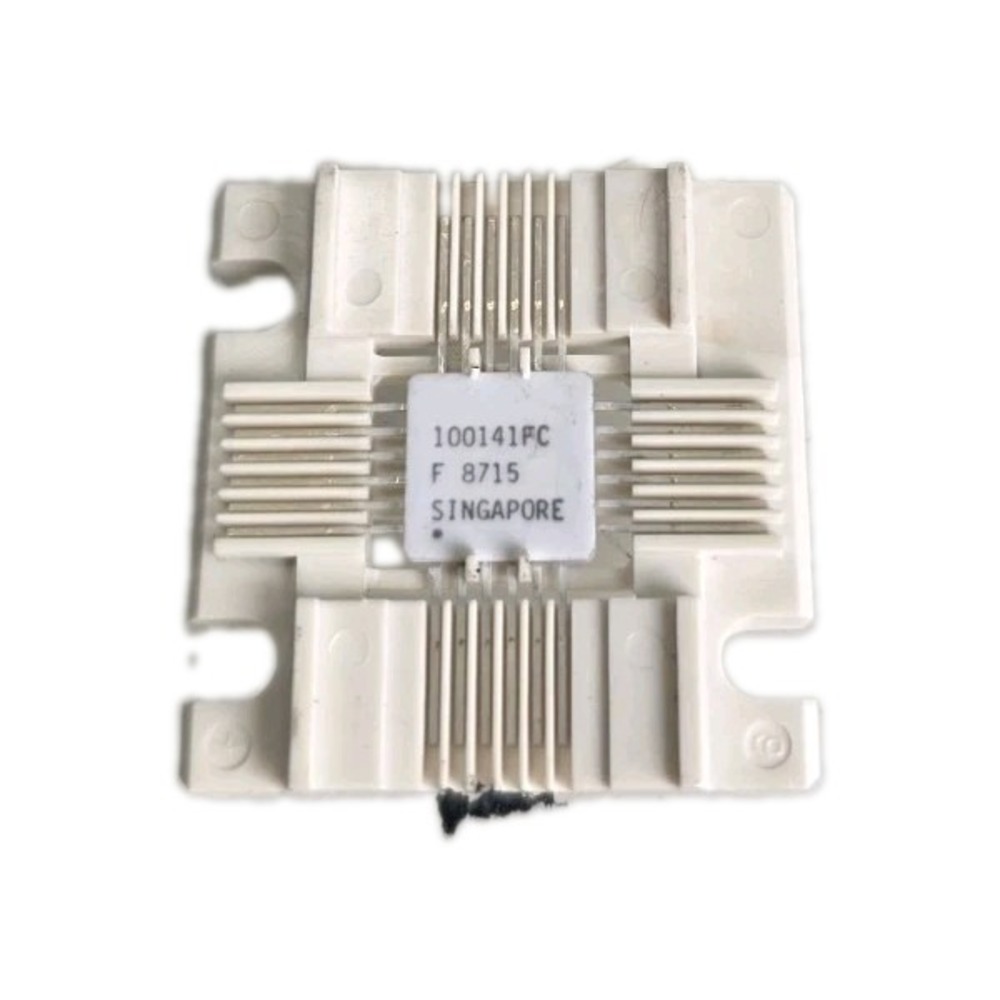 9pc 100141FC F 8715 - COMPARATOR BINARY OR BCD MAGNITUDE